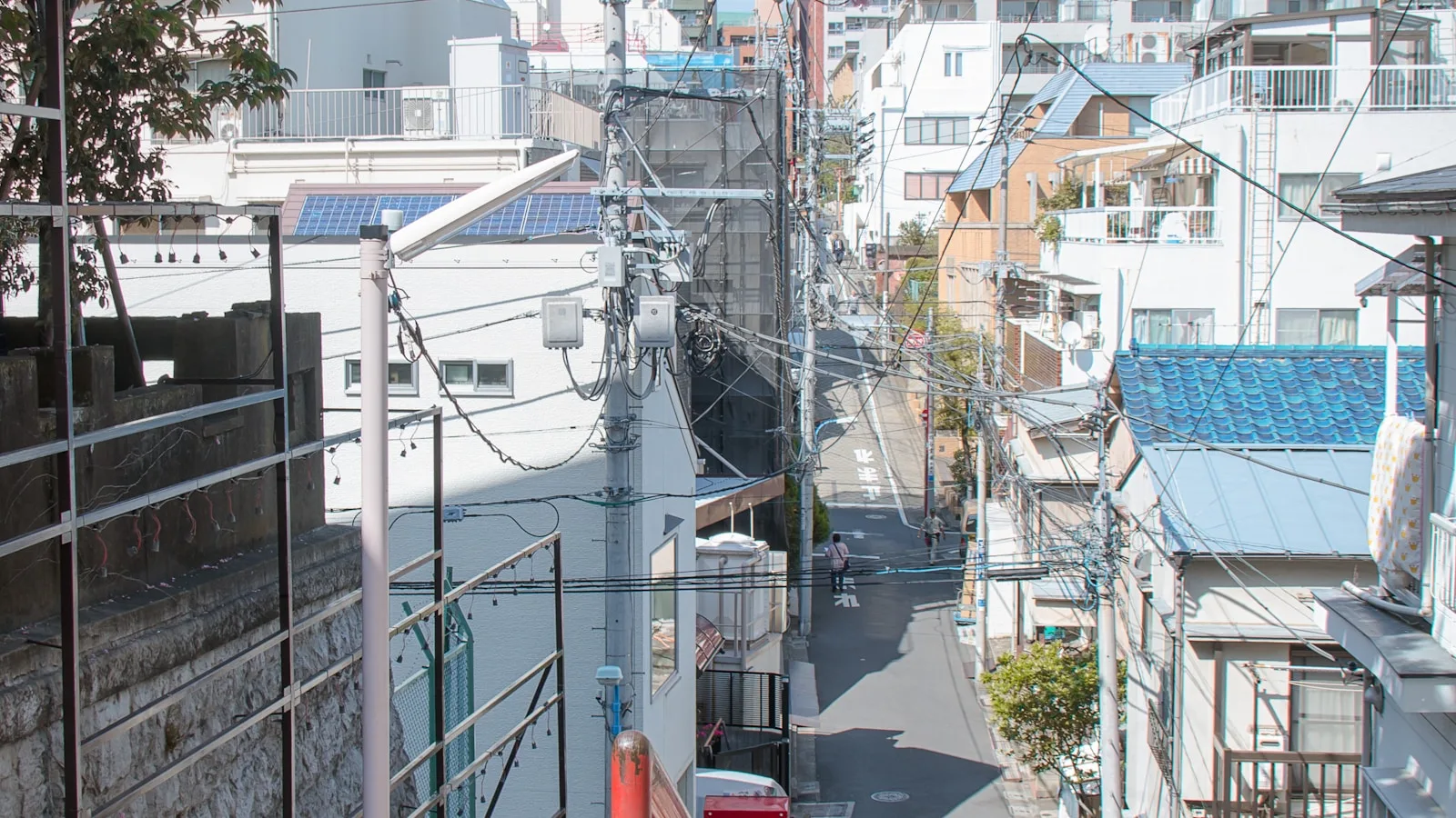 Kabukicho Free Wi-Fi 2026: 18+ Spots & Host Club Tips